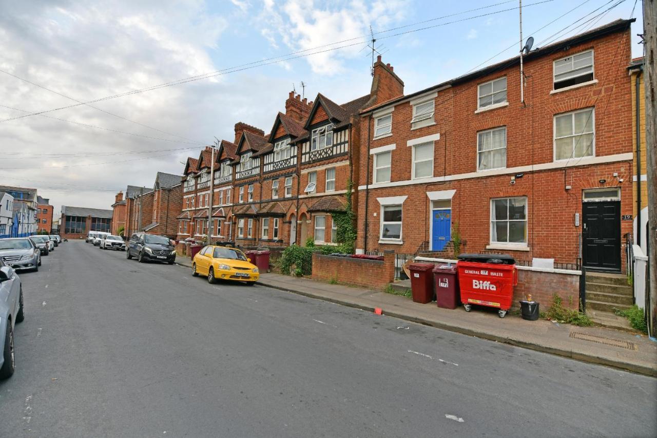 Waylen Street Suites Reading Esterno foto